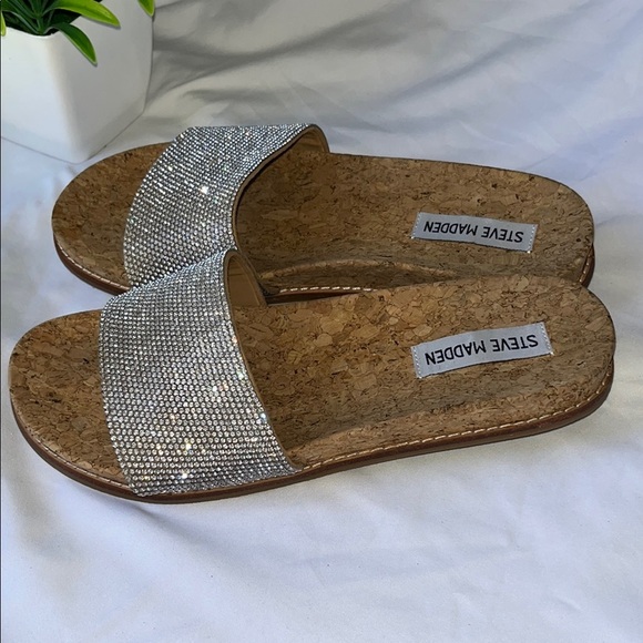 Steve Madden Glittering Silver Slide Sandals - Picture 4 of 11